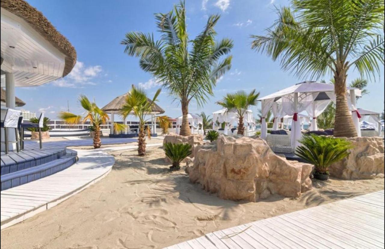 Velier Holiday Apartments Mamaia Ngoại thất bức ảnh