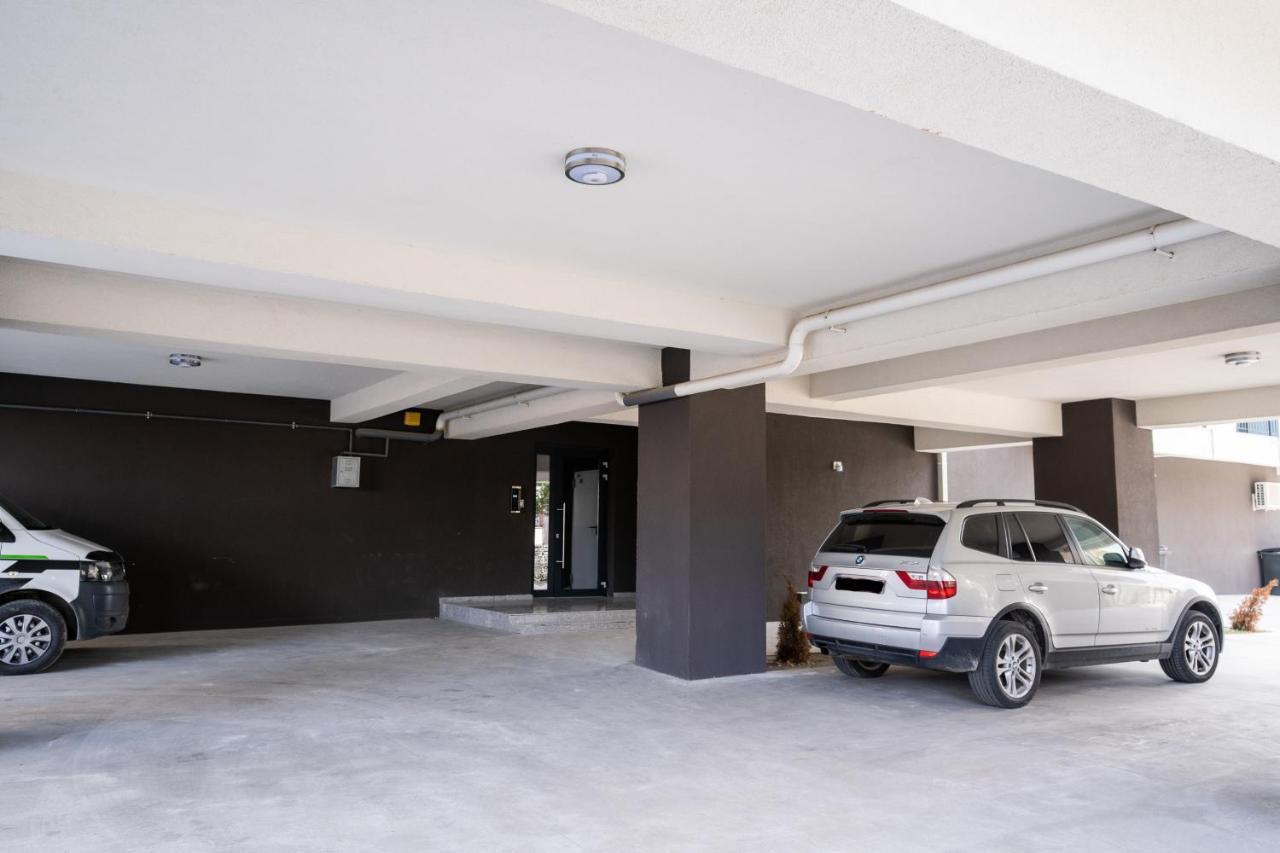 Velier Holiday Apartments Mamaia Ngoại thất bức ảnh