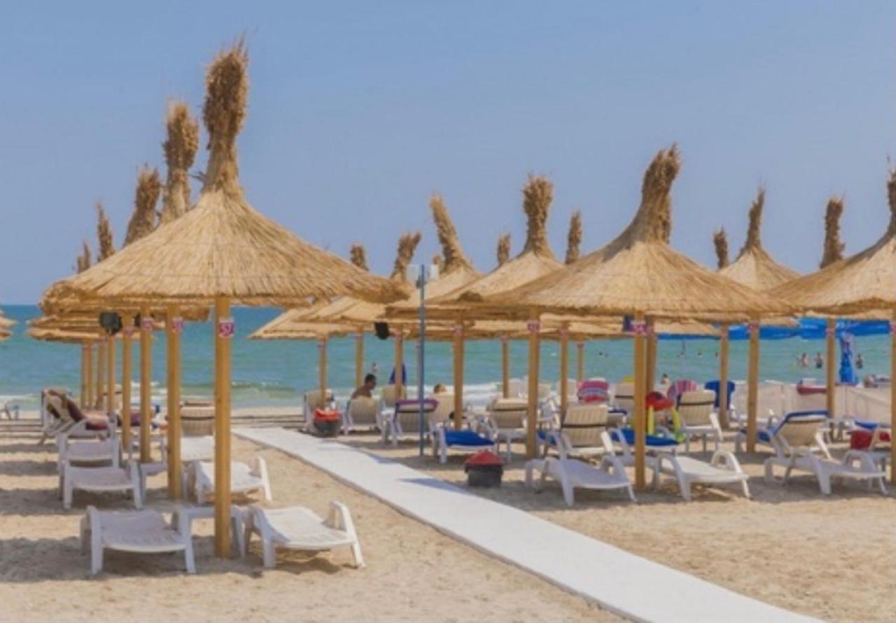 Velier Holiday Apartments Mamaia Ngoại thất bức ảnh
