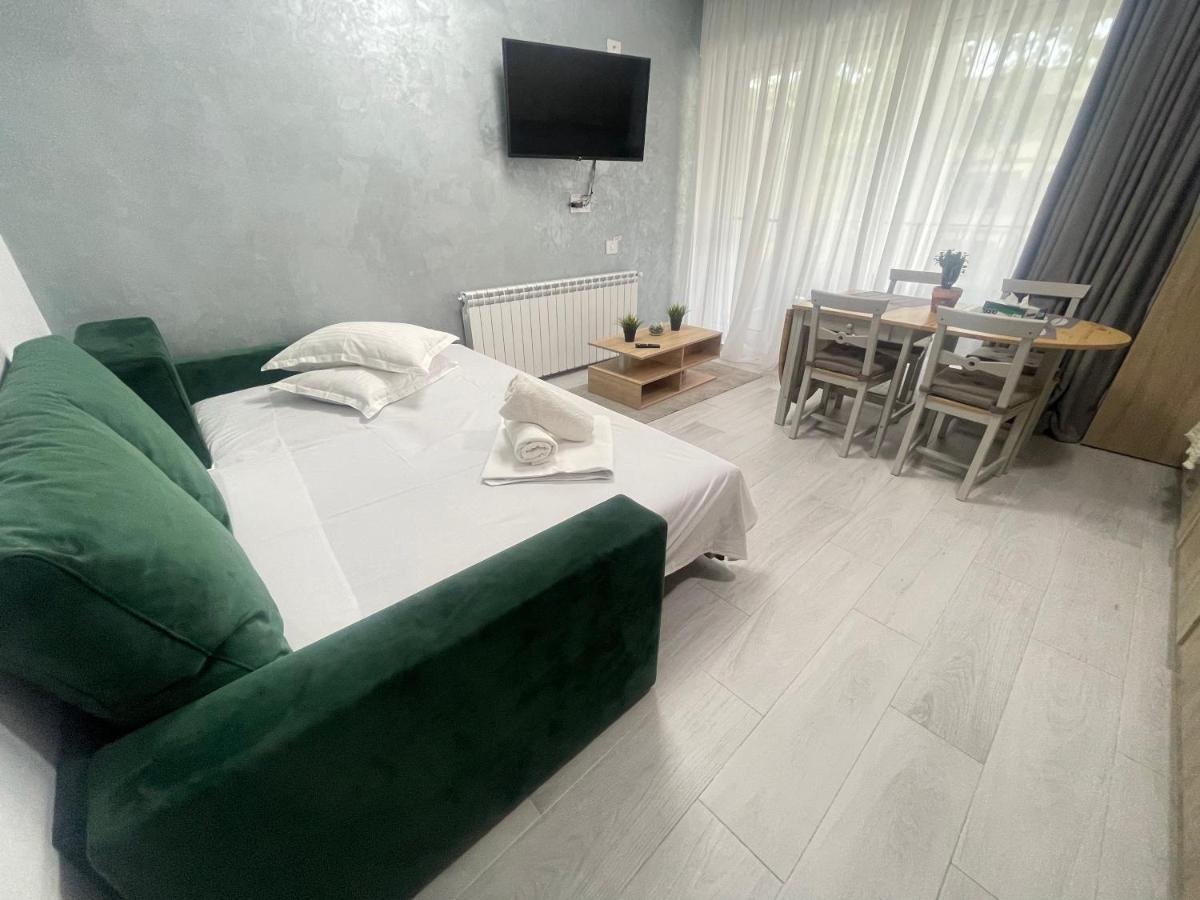 Velier Holiday Apartments Mamaia Ngoại thất bức ảnh