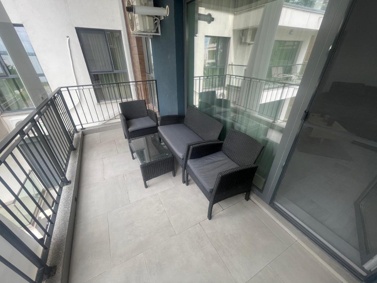 Velier Holiday Apartments Mamaia Ngoại thất bức ảnh