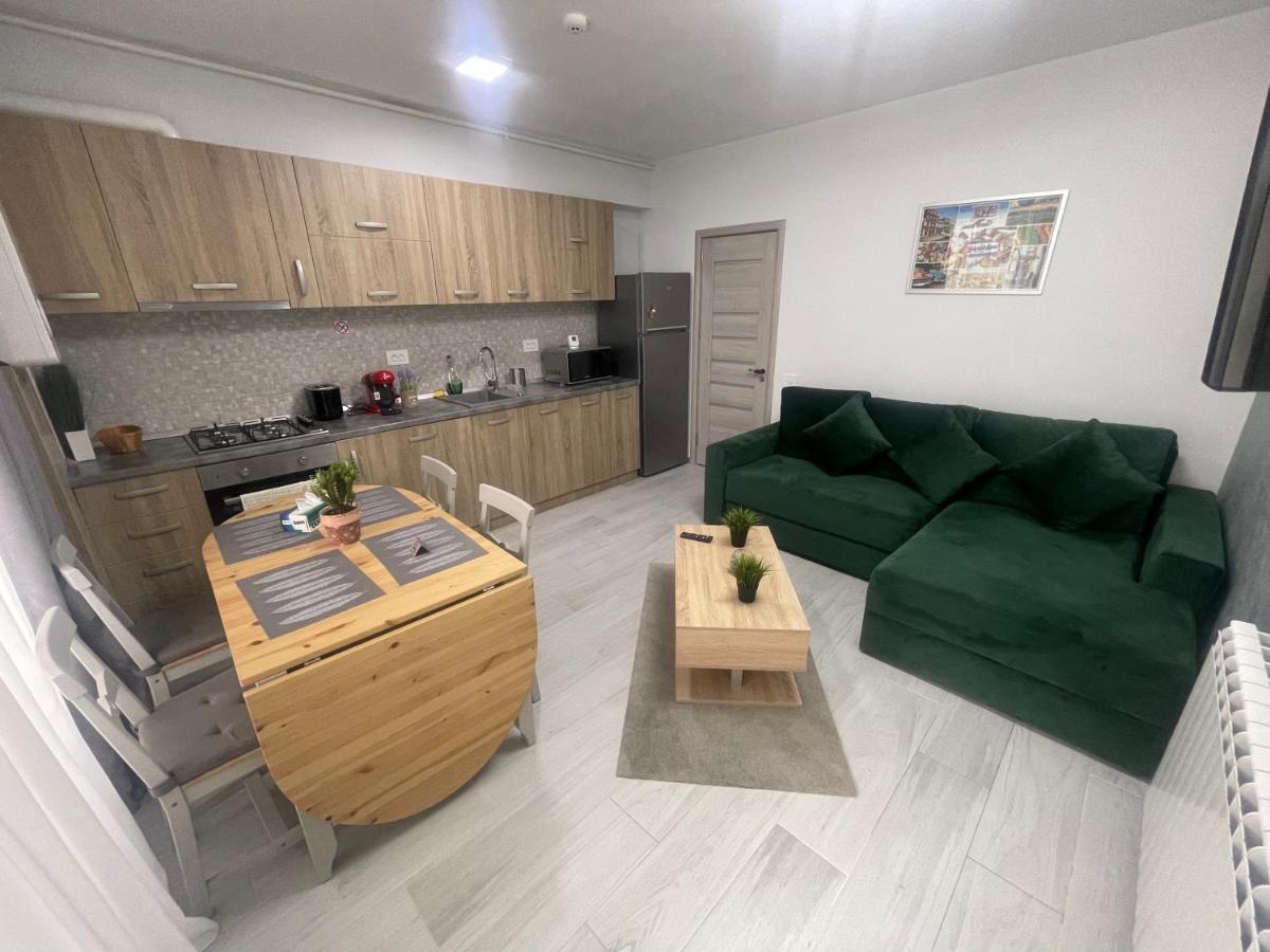 Velier Holiday Apartments Mamaia Ngoại thất bức ảnh