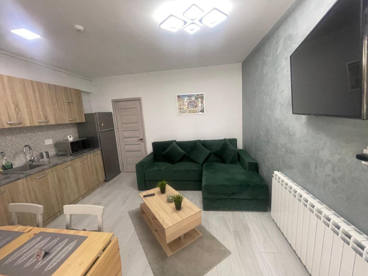 Velier Holiday Apartments Mamaia Ngoại thất bức ảnh