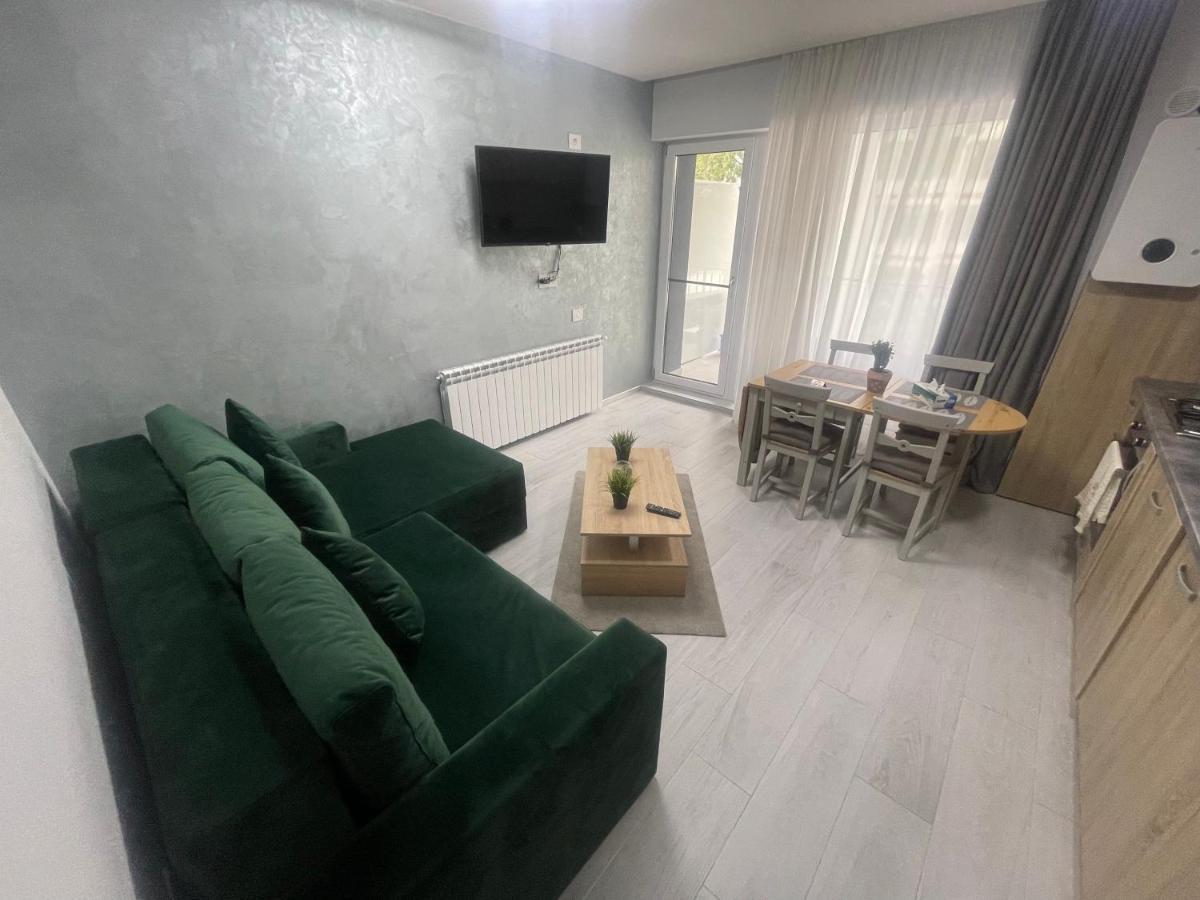 Velier Holiday Apartments Mamaia Ngoại thất bức ảnh