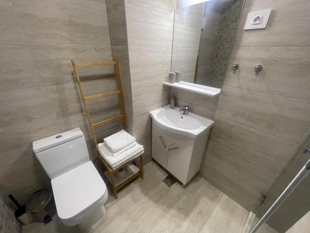 Velier Holiday Apartments Mamaia Ngoại thất bức ảnh